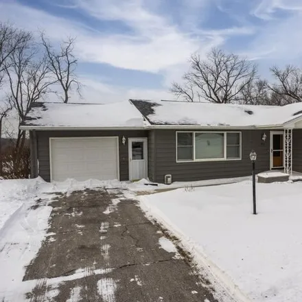 Buy this 2 bed house on 854 South Moore Street in Algona, IA 50511