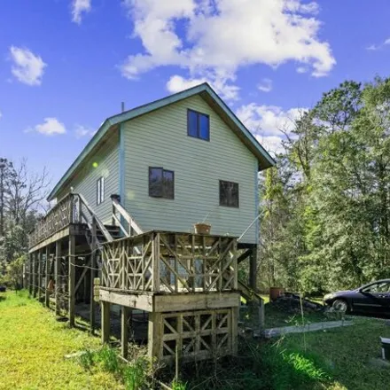 Buy this 2 bed house on 1427 Belangia Road in Craven County, NC 28532