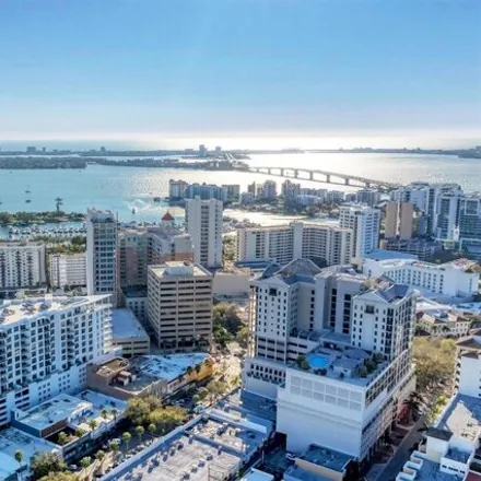 Buy this 3 bed condo on Plaza at Five Points in Central Avenue, Sarasota