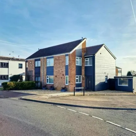 Image 1 - Russell Drive, Ampthill, MK45 2UA, United Kingdom - Duplex for sale