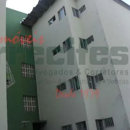 Buy this 2 bed apartment on Rua Ramiz Galvão 23 in Arruda, Recife - PE