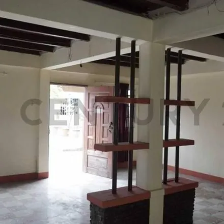 Buy this 3 bed house on Parada metrovia sagrada familia oeste in Avenida Machala, 090304