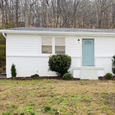 Rent this 3 bed house on 1 Gallaher Street in Ashland City, Cheatham County