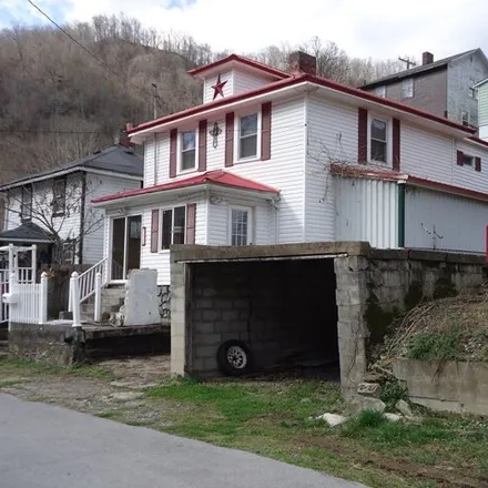 Image 2 - Church of God, Elm Street, Welch, WV 24842, USA - House for sale