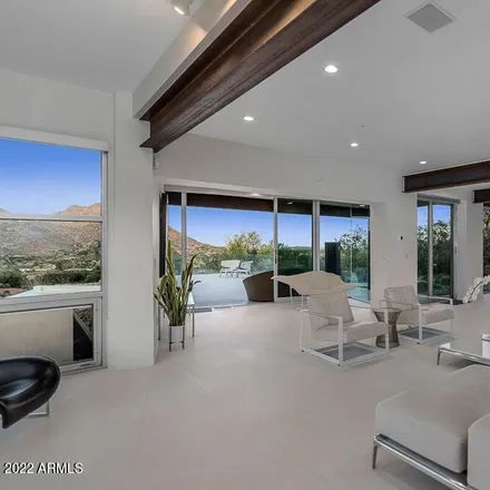 Image 3 - 7154 North Hillside Drive, Paradise Valley, AZ 85253, USA - House for sale