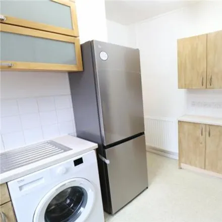 Image 3 - Marlow Court, London, NW9 6EB, United Kingdom - Room for rent