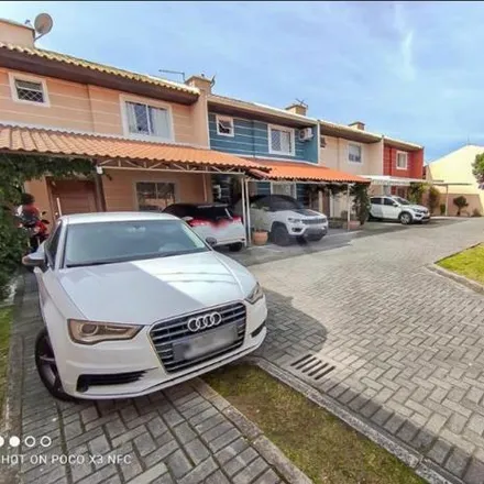 Buy this 3 bed house on Rua Espírito Santo 1099 in Guaíra, Curitiba - PR