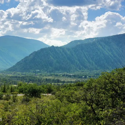 Buy this studio house on 531 West Buttermilk Road in Pitkin County, CO 81611