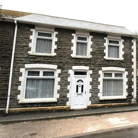 Buy this 3 bed duplex on Avondale Terrace in Cymmer, SA13 3LU