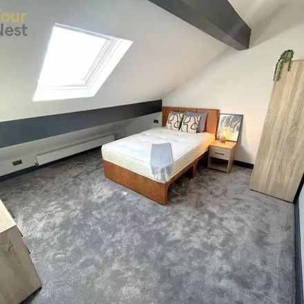 Rent this 1 bed room on 9-11;15-29 Balm Walk in Leeds, LS11 9PG