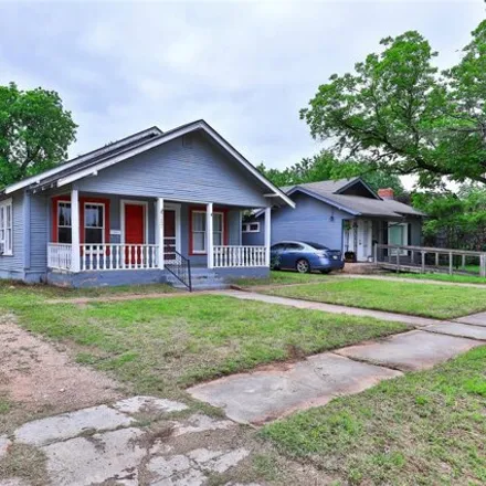 Buy this 2 bed house on 721 Peach Street in Abilene, TX 79602