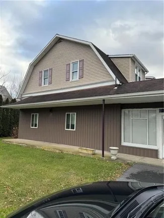 Rent this 3 bed house on 6970 Weaversville Road in Howertown, East Allen Township