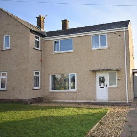 Buy this 3 bed duplex on Westminster Avenue in Barrow-in-Furness, LA14 3HG