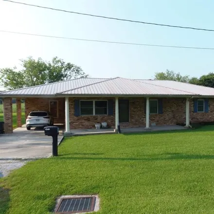 Buy this 3 bed house on 1081 Canal Road in Napoleonville, Assumption Parish