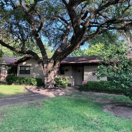 Rent this 2 bed house on 505 Gay Dr in Conroe, Texas