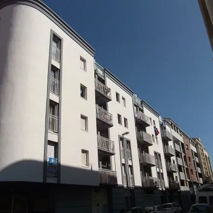 Rent this 2 bed apartment on 51 Rue Romain Rolland in 34200 Sète, France