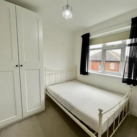 Rent this 2 bed duplex on West Vallum in Newcastle upon Tyne, NE15 7TN
