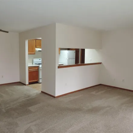 Image 4 - 49307 Chesterfield Court, Shelby Charter Township, MI 48315, USA - Condo for rent
