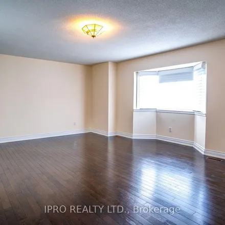 Image 2 - 233 Baker Avenue, Richmond Hill, ON L4C 1V1, Canada - Apartment for rent