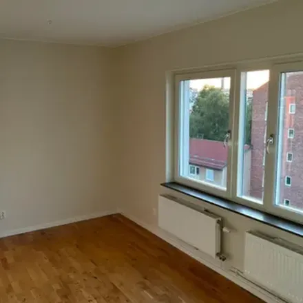 Rent this 1 bed apartment on Erik Sandbergs gata 25B in 169 34 Solna kommun, Sweden