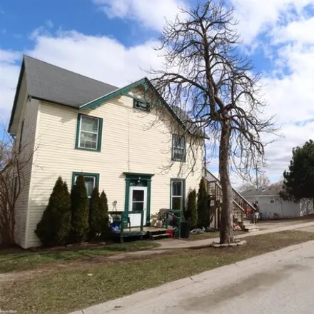 Buy this 6 bed house on 2530 Forest Street in Port Huron, MI 48060