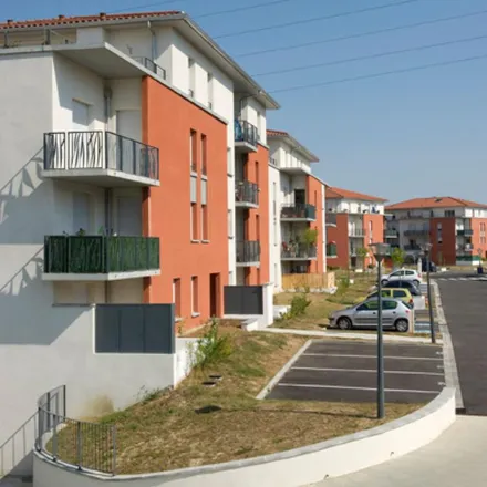 Rent this 3 bed apartment on 3 Rue Suzanne Valadon in 31850 Montrabé, France
