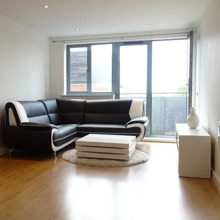 Image 4 - Azure House, Agate Close, London, NW10 7FE, United Kingdom - Apartment for rent