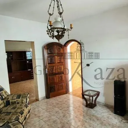 Buy this 2 bed house on Rua Major Joaquim Arouca in Vila Aprazível, Jacareí - SP
