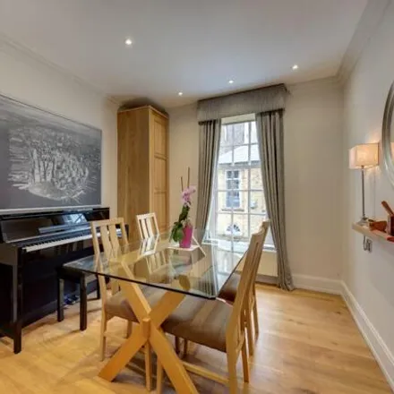 Image 6 - 1 Catherine Wheel Yard, London, SW1A 1DR, United Kingdom - Apartment for sale