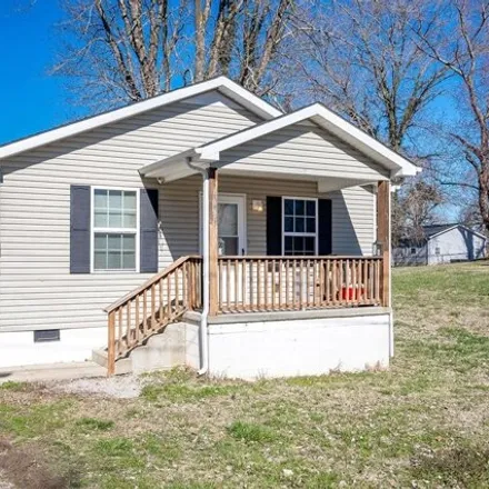 Buy this 2 bed house on 127 Knowles Street in Sparta, White County