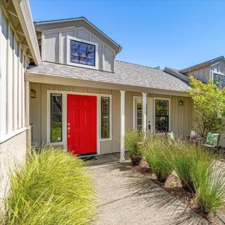 Image 2 - 741 Amherst Circle, Boyes Hot Springs, Sonoma County, CA 95416, USA - House for sale