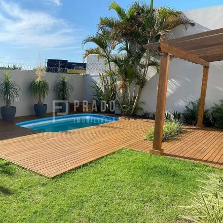 Image 2 - Rua Padre Anchieta, Centro, Pelotas - RS, 96080, Brazil - House for sale