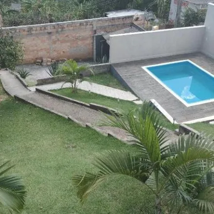 Buy this 2 bed house on Rua Araxá in Vianópolis, Betim - MG