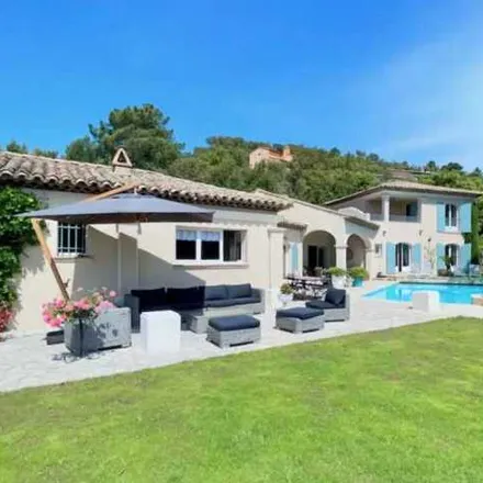Buy this 4 bed house on 15 Place Vieille in 83310 Grimaud, France