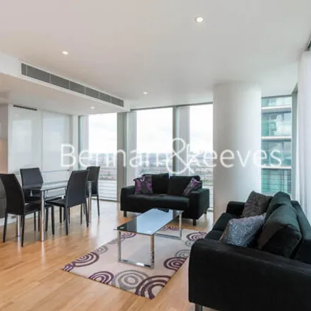 Image 6 - Landmark East Tower, 24 Marsh Wall, Canary Wharf, London, E14 9JF, United Kingdom - Room for rent