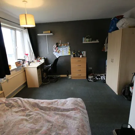 Rent this 3 bed apartment on Jericho Street in Saint George's, Sheffield
