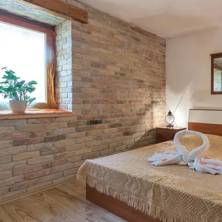 Rent this 5 bed house on Šišan in Istria County, Croatia