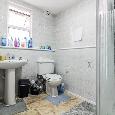 Rent this 1 bed apartment on Marlborough Road in Cardiff, CF23 5BA