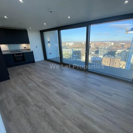 Image 1 - Oxygen Tower A, Store Street, Manchester, M1 2FX, United Kingdom - Apartment for rent