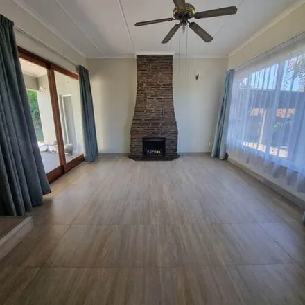 Image 1 - Kingston Crescent, Amalinda North, East London, 5252, South Africa - Apartment for rent