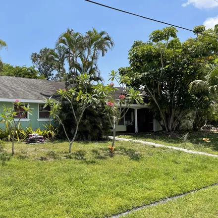 Image 1 - 401 Southwest Hibiscus Street, Port Saint Lucie, FL 34983, USA - House for sale