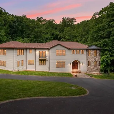 Buy this 5 bed house on 915 Mitchell Farm Lane in Unionville, Kennett Square