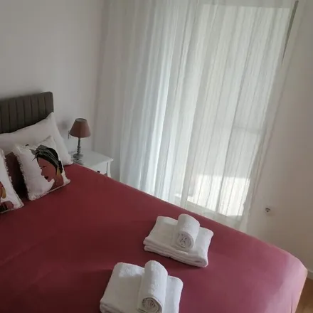 Rent this 1 bed apartment on Rua Professor Alípio Portugal in 3870-173 Murtosa, Portugal