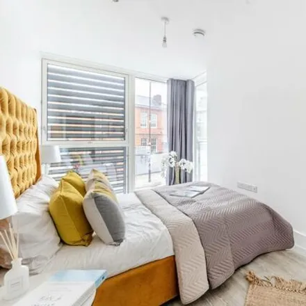 Buy this 1 bed apartment on 146 Uxbridge Road in London, W7 3TH