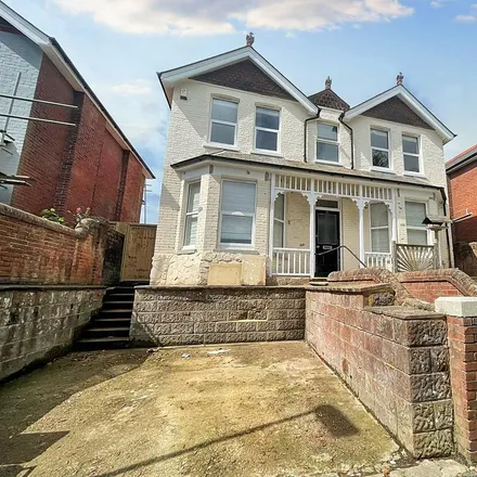 Rent this 5 bed house on Gorringe Road in Eastbourne, BN22 8XH