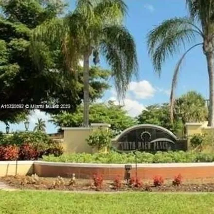 Buy this 1 bed condo on 7690 Westwood Drive in Tamarac, FL 33321