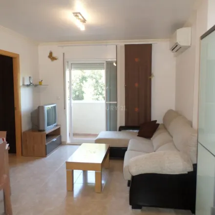 Rent this 2 bed apartment on passeig de l'Estiu in 03292 Elx / Elche, Spain