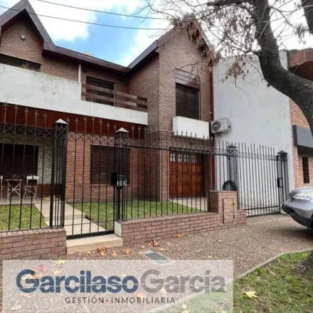 Buy this 5 bed house on Presidente Sarmiento 3000 in Partido de Morón, B1712 JOB Castelar