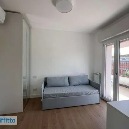 Image 2 - Via Lorenzo dei Medici, 55042 Forte dei Marmi LU, Italy - Apartment for rent