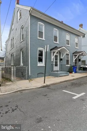 Image 2 - 123 East Lee Street, Hagerstown, MD 21740, USA - House for sale